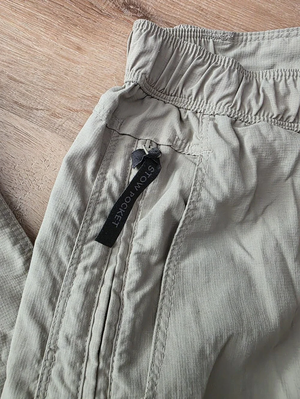 The North Face Men's Khaki Hiking Pants size M